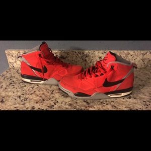 Men’s Nike Air Flight 13 size 10 1/2